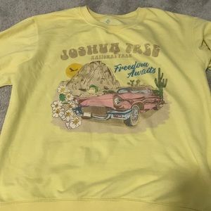 Yellow Crew neck Joshua tree